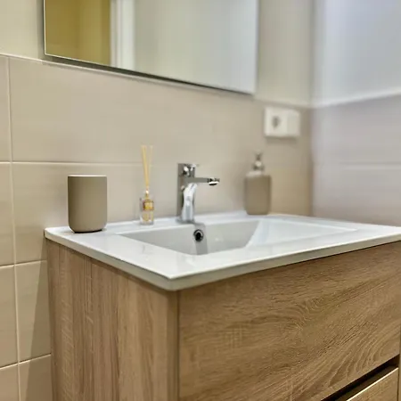 Aparthome Sanroman Apartment *